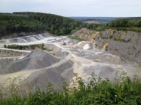 Steinbruch in Bleiwäsche: So sieht der geologische Untergrund der Bad Wünnenberger Landschaft aus. Steinbruch in Bleiwäsche: So sieht der geologische Untergrund der Bad Wünnenberger Landschaft aus.